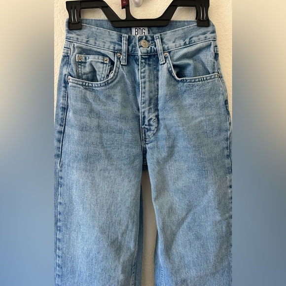 BDG at Urban Outfitters High-Rise Baggy Jean SZ 24 - Picture 3 of 10